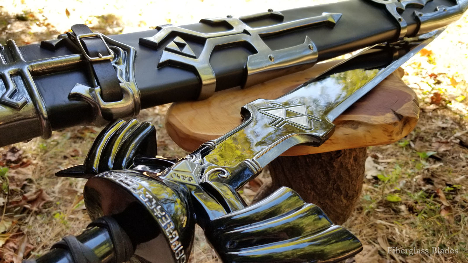 Zelda Twilight Princess Dark Link Master Sword and sheath cosplay replica prop Legend of Zelda Dark Shadow Link Twilight Princess Master Sword and sheath cosplay replica prop