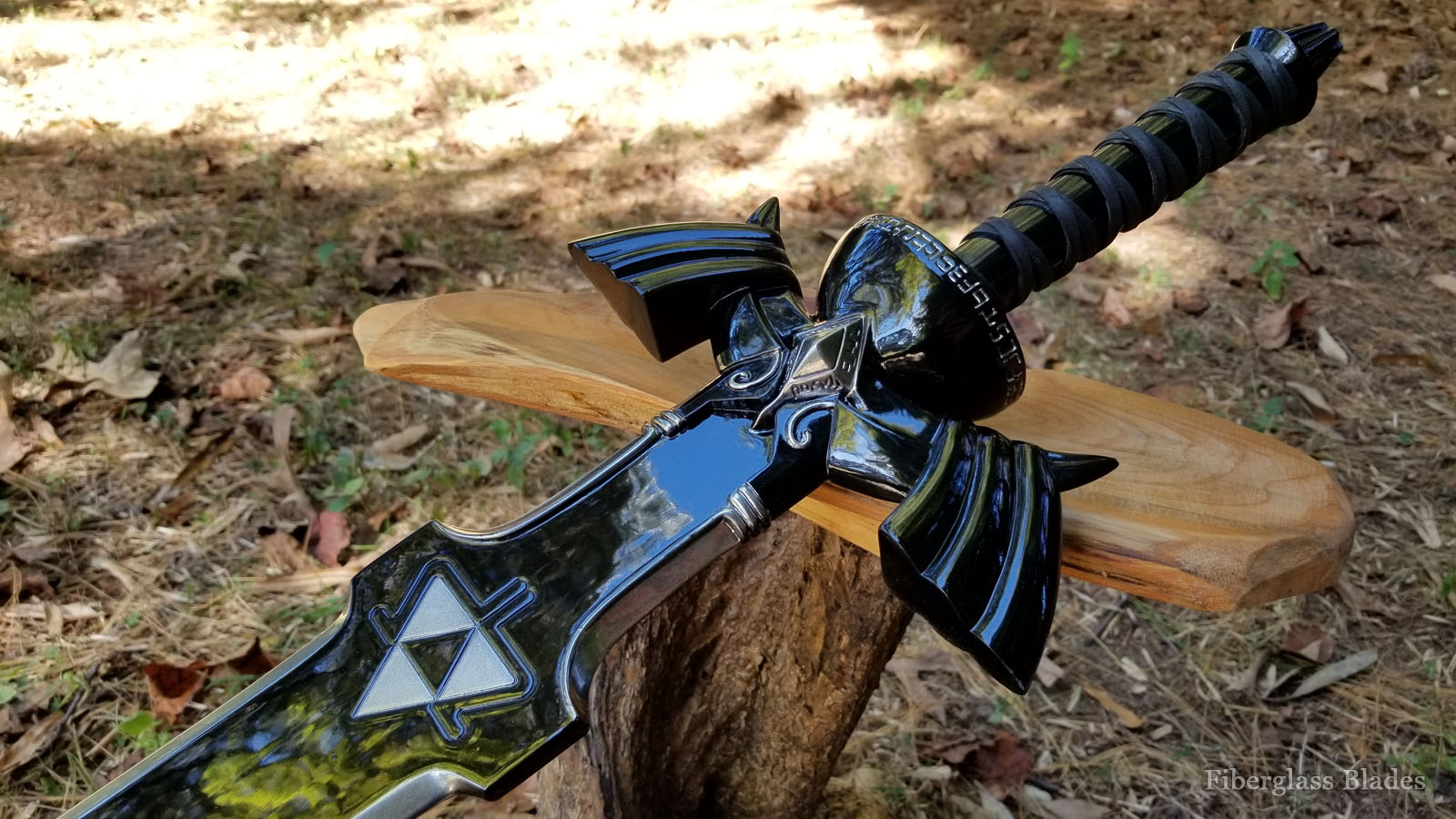 Zelda Twilight Princess Dark Link Master Sword and sheath cosplay replica prop Legend of Zelda Dark Shadow Link Twilight Princess Master Sword and sheath cosplay replica prop