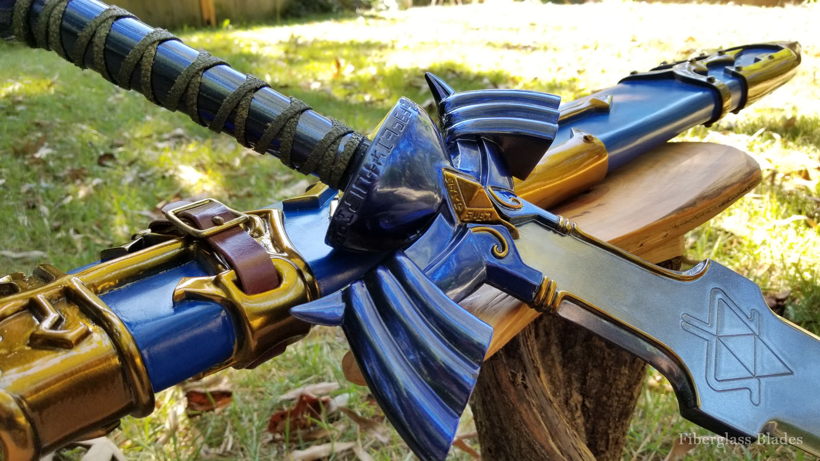 Zelda Twilight Princess Master Sword and sheath cosplay replica prop Legend of Zelda Twilight Princess Master Sword and sheath cosplay replica prop
