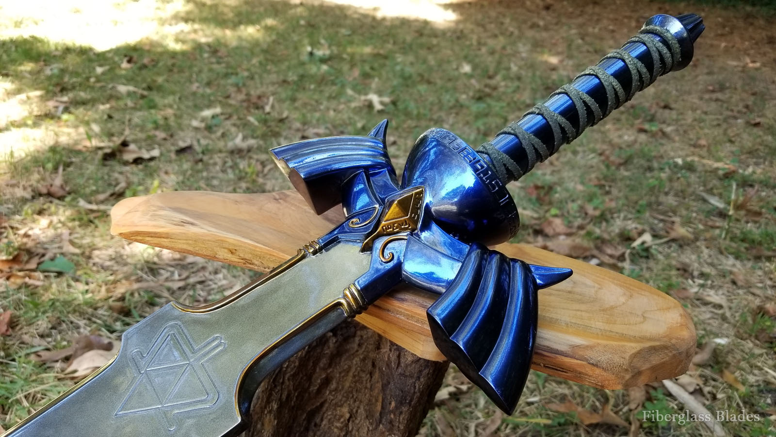 Zelda Twilight Princess Master Sword and sheath cosplay replica prop Legend of Zelda Twilight Princess Master Sword and sheath cosplay replica prop