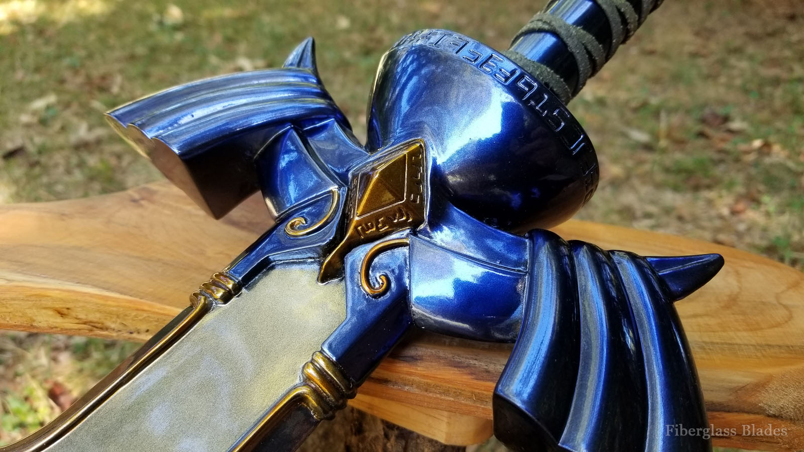 Zelda Twilight Princess Master Sword and sheath cosplay replica prop Legend of Zelda Twilight Princess Master Sword and sheath cosplay replica prop