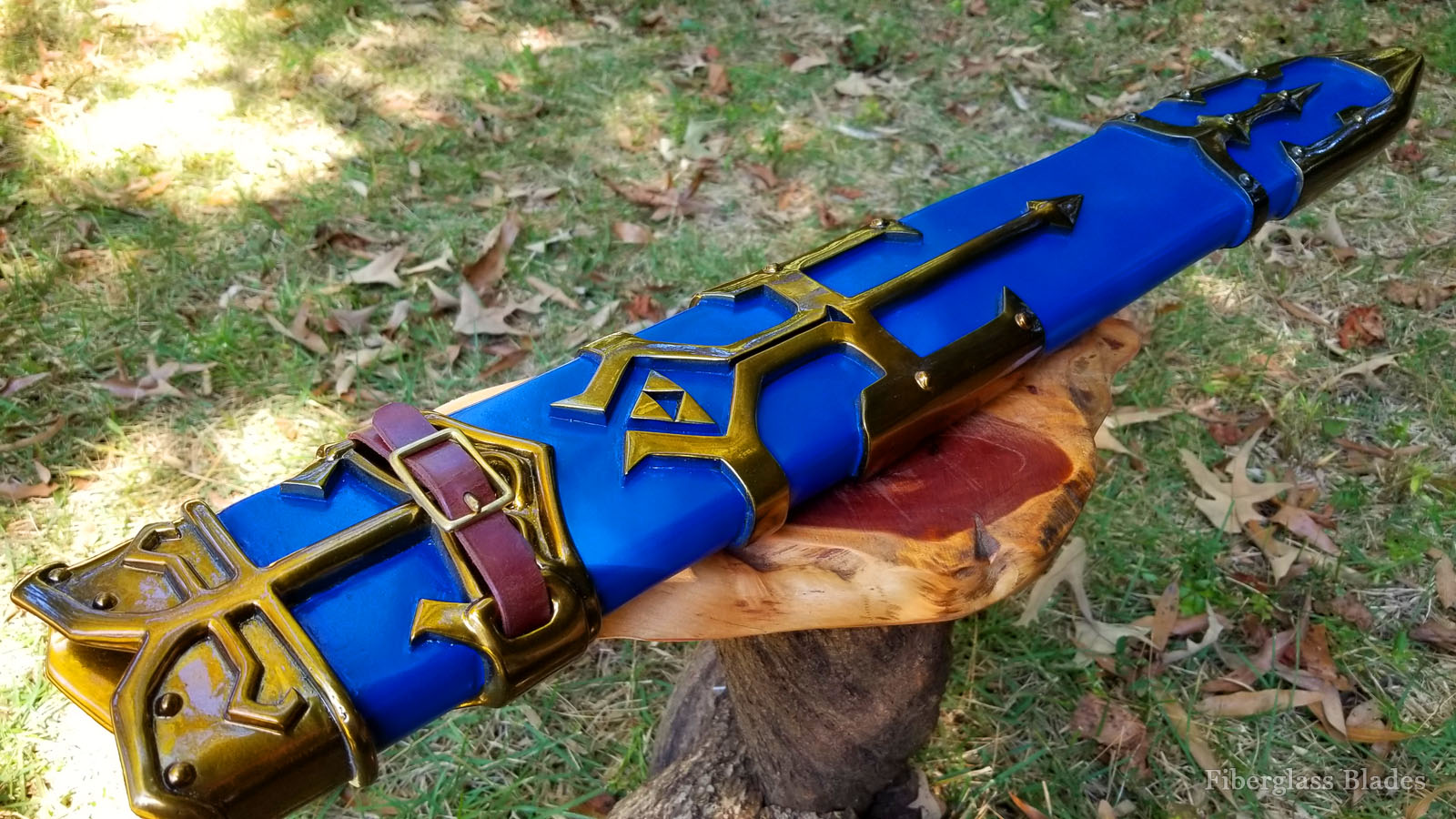 Zelda Twilight Princess Master Sword and sheath cosplay replica prop Legend of Zelda Twilight Princess Master Sword and sheath cosplay replica prop